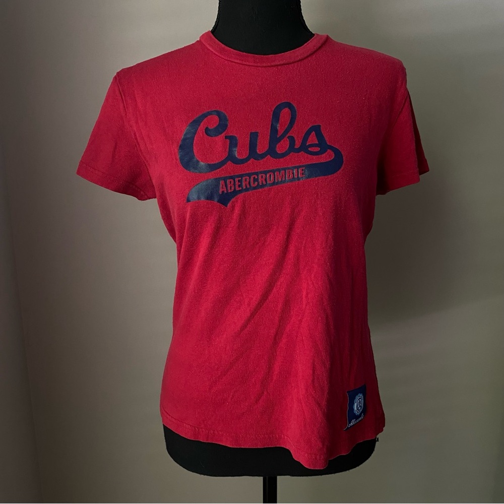 Women’s Vintage Abercrombie & Fitch A&F Red Chicago Cubs Baby Tee